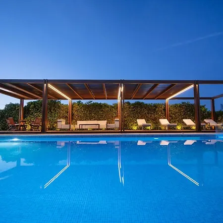 Bluegreenvilla Villa Karteros