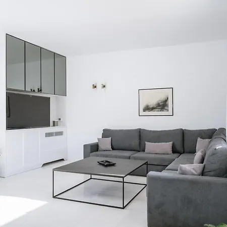 Bluegreenvilla